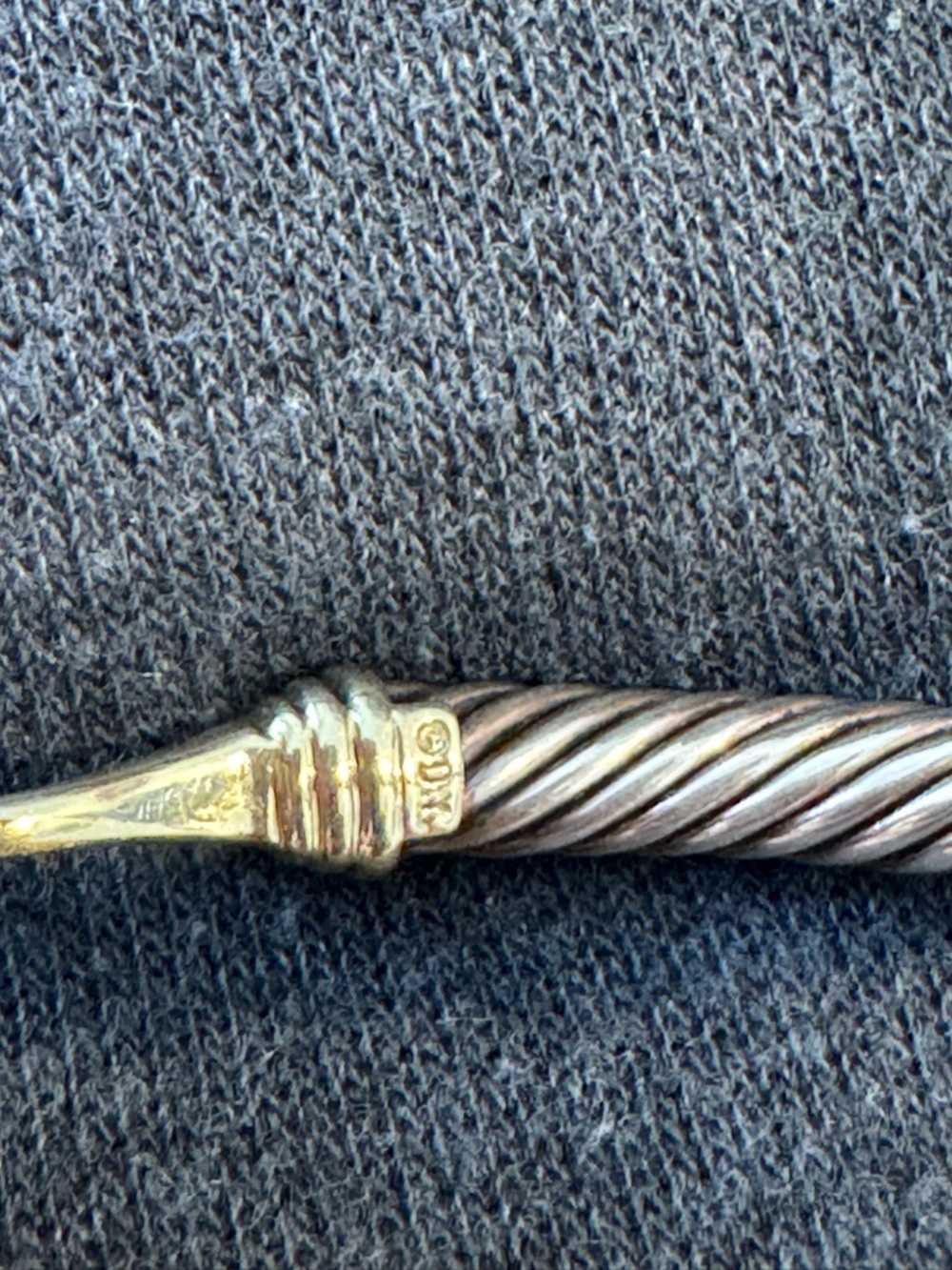 ✨ David Yurman Buckle Bracelet – Sterling Silver & 14K Gold ✨ - Picture 7 of 8